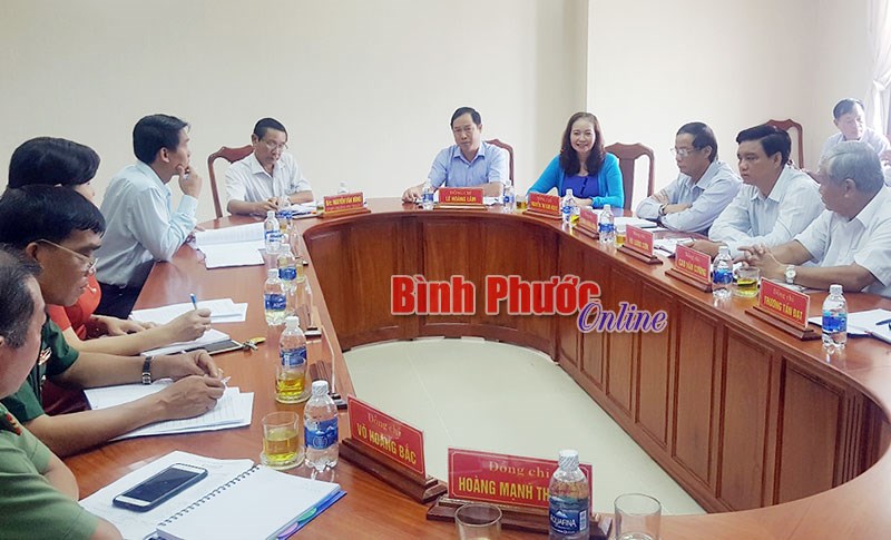 Trưởng ban Tổ chức Tỉnh ủy kiểm tra tiến độ thực hiện Nghị quyết 18, 19 tại Hớn Quản