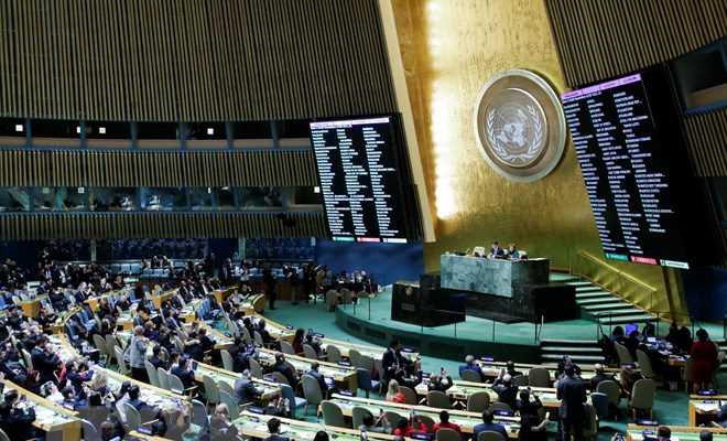 Thông qua nghị quyết tiến tới công ước môi trường toàn cầu