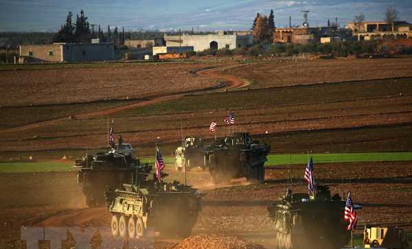 Đụng độ đẫm máu giữa quân chính phủ Syria và lực lượng do Mỹ hậu thuẫn