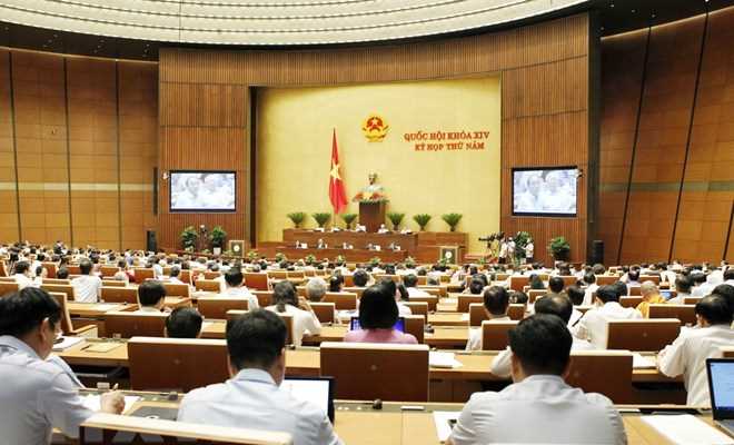 Đại biểu Quốc hội kiến nghị về "độ trễ" giữa luật và nghị định