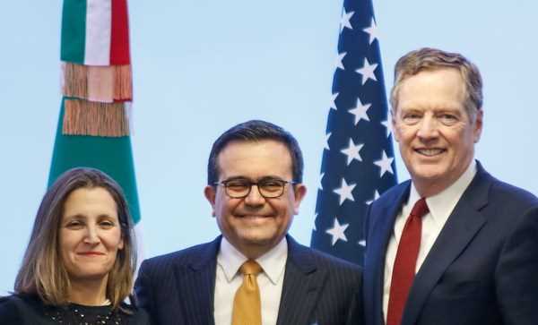 Đàm phán sửa đổi NAFTA chưa đạt được kết quả cuối cùng