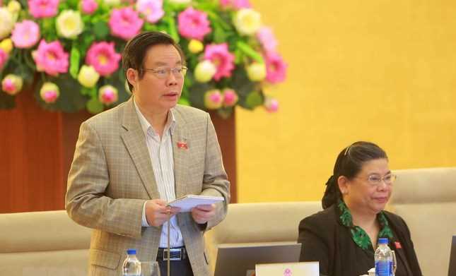 Cần c&ocirc;ng bố c&ocirc;ng khai c&aacute;c hiện tượng thất tho&aacute;t, l&atilde;ng ph&iacute;