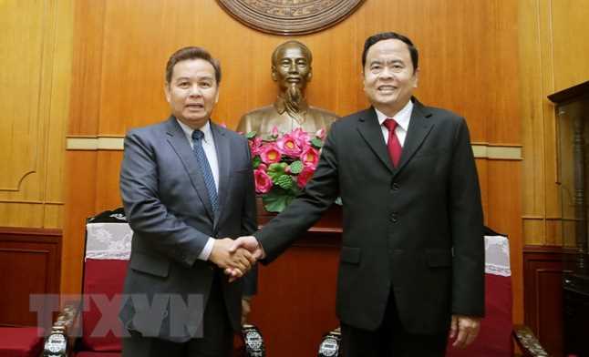 Thắt chặt mối quan hệ giữa hai tổ chức mặt trận Việt Nam-L&agrave;o