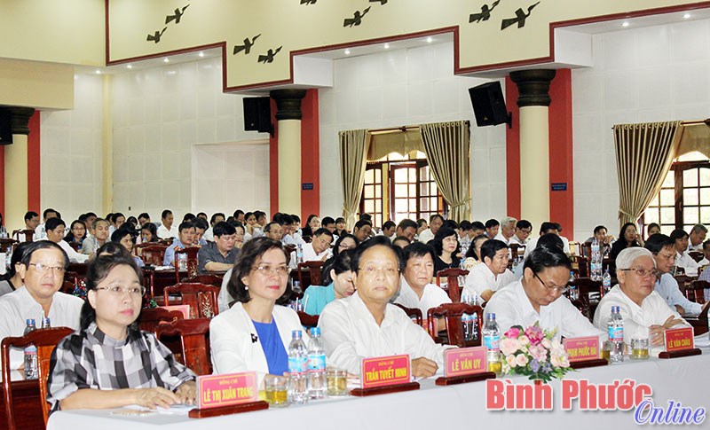 Vai trò tuyên truyền miệng trong phát triển kinh tế - xã hội