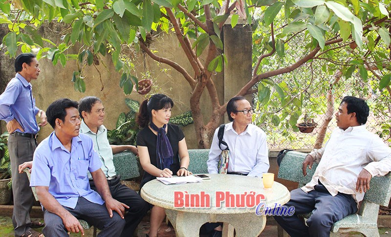 Vận động học sinh ra lớp: Khó mấy cũng không bỏ cuộc