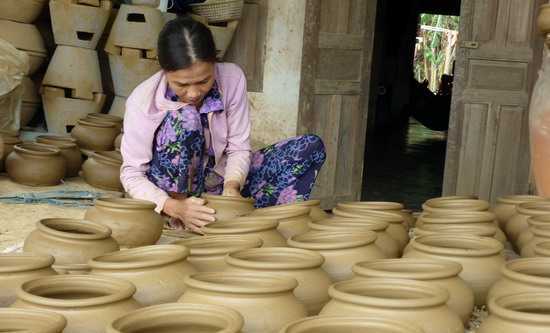 Th&ecirc;m cơ hội cho c&aacute;c nghề truyền thống