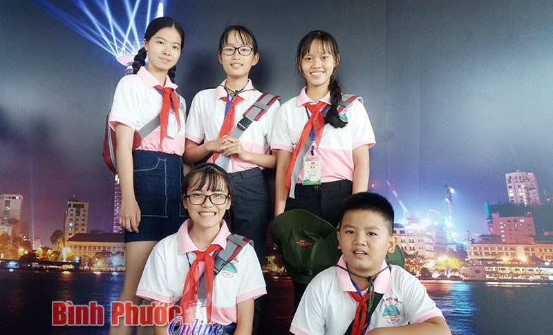 5 học sinh Bình Phước dự Trại hè thiếu nhi Việt Nam, Lào, Campuchia