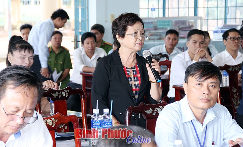 Đồng chí Bí thư Tỉnh ủy Nguyễn Văn Lợi tiếp xúc cử tri huyện Hớn Quản