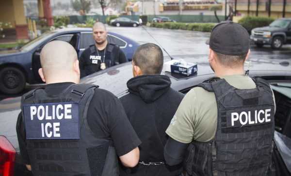 Mỹ truy tố hai người Iran bị cáo buộc làm gián điệp