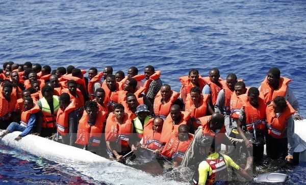Italy cân nhắc khả năng trao trả Libya gần 180 người di cư