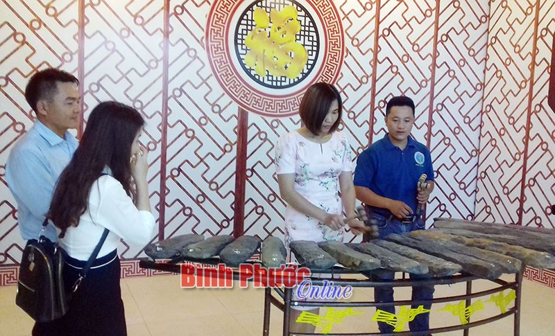 Bảo tàng tỉnh đưa đàn đá vào cuộc sống