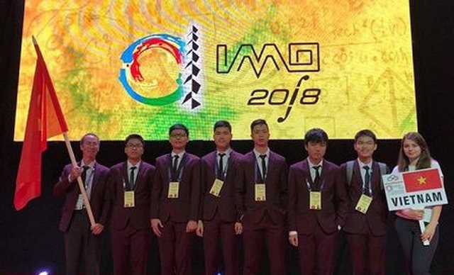 6 học sinh Việt dự Olympic Toán học quốc tế đều giành huy chương