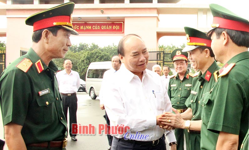 Thủ tướng Nguyễn Xuân Phúc thăm và làm việc tại Binh đoàn 16