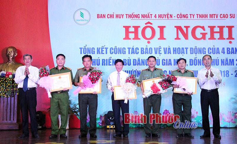 Bảo vệ vườn cây để phát triển sản xuất