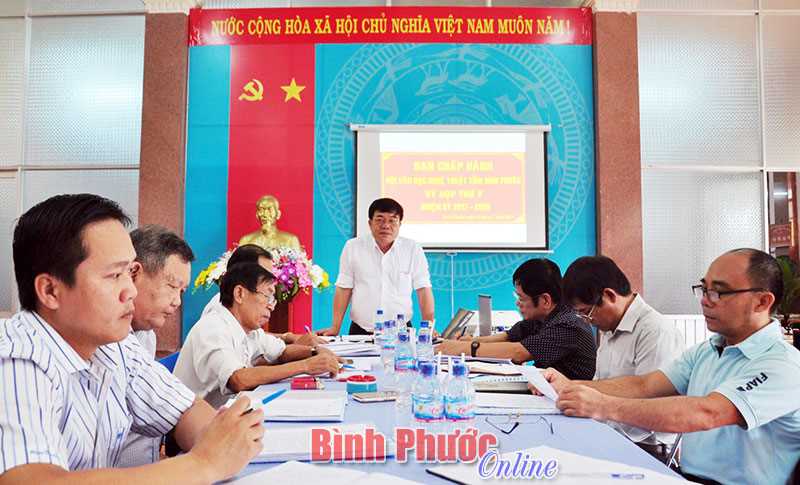 Ban Chấp hành Hội Văn học nghệ thuật triển khai Nghị quyết Trung ương 7