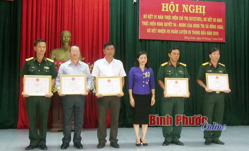 Đồng Xoài sơ kết 5 năm thực hiện nghị quyết nâng cao chất lượng huấn luyện