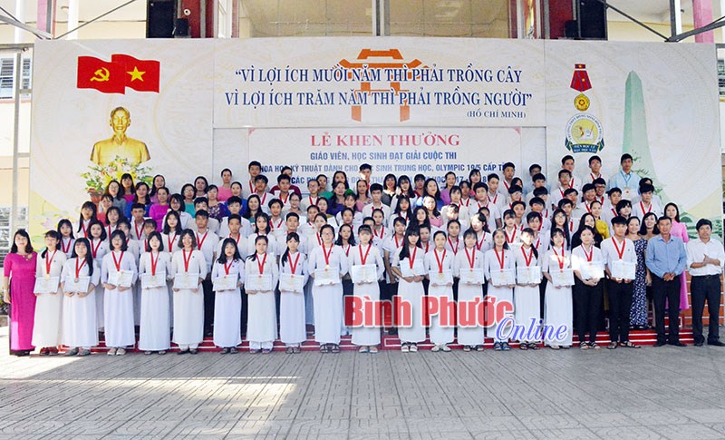 Chất lượng giáo dục nhìn từ Trường THPT Đồng Xoài