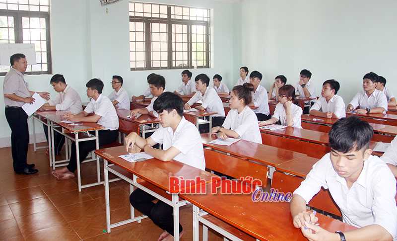 Thủ khoa tốt nghiệp THPT đạt 33,07 điểm