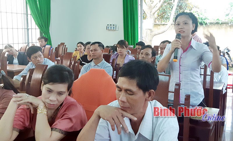 Thường trực HĐND huyện B&ugrave; Đăng tiếp x&uacute;c cử tri chuy&ecirc;n đề &ldquo;Gi&aacute;o dục v&agrave; đ&agrave;o tạo&rdquo;