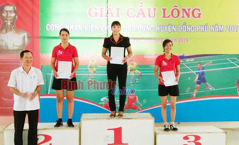 Đồng Phú, Lộc Ninh tổ chức giải cầu lông cán bộ, CNVCLĐ