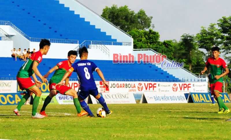 Bình Phước thua chủ nhà Đồng Tháp 2-3