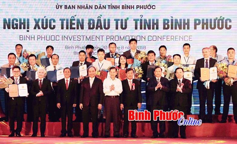 Thủ tướng Nguyễn Xuân Phúc thăm và làm việc tại Bình Phước: Bình Phước sẽ là nơi “đại bàng về làm tổ”