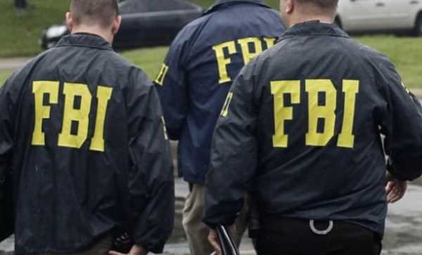 FBI bắt giữ 4 công dân Nga với cáo buộc rửa tiền và gian lận