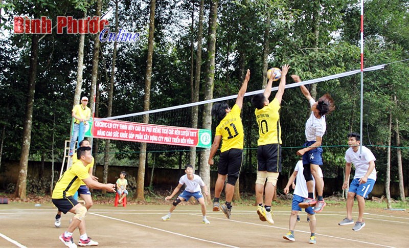Gắn kết công nhân qua phong trào thể thao