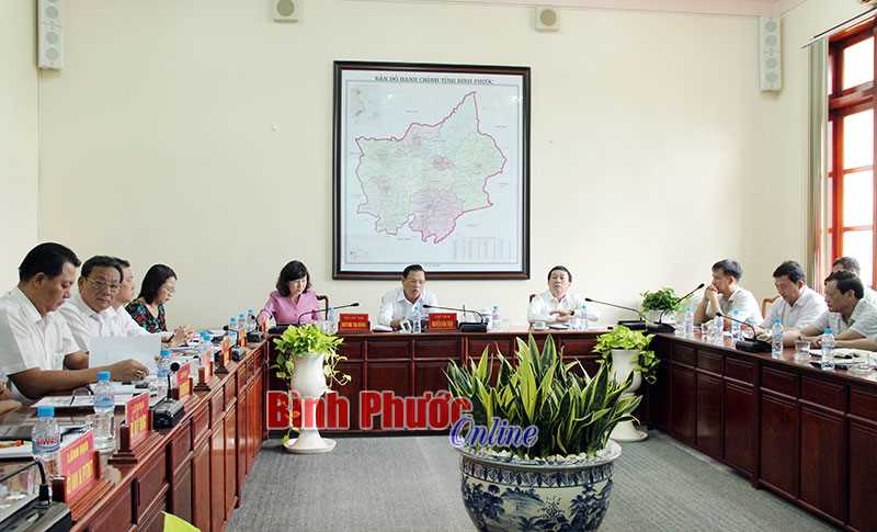 Đẩy nhanh tiến độ xây dựng đường dây 220kV Lộc Ninh - Bình Long