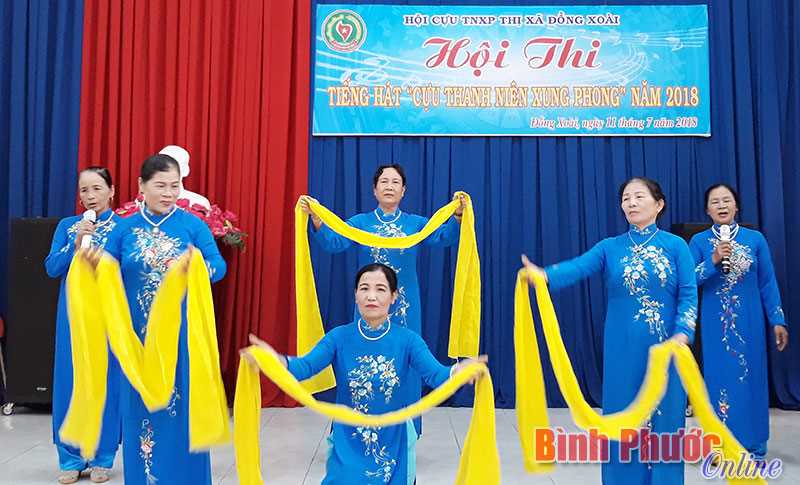 Đồng Xoài: Sôi nổi hội thi tiếng hát cựu thanh niên xung phong
