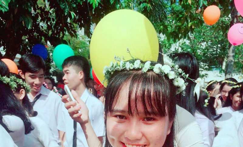 Nghị lực vượt khó của nữ thủ khoa