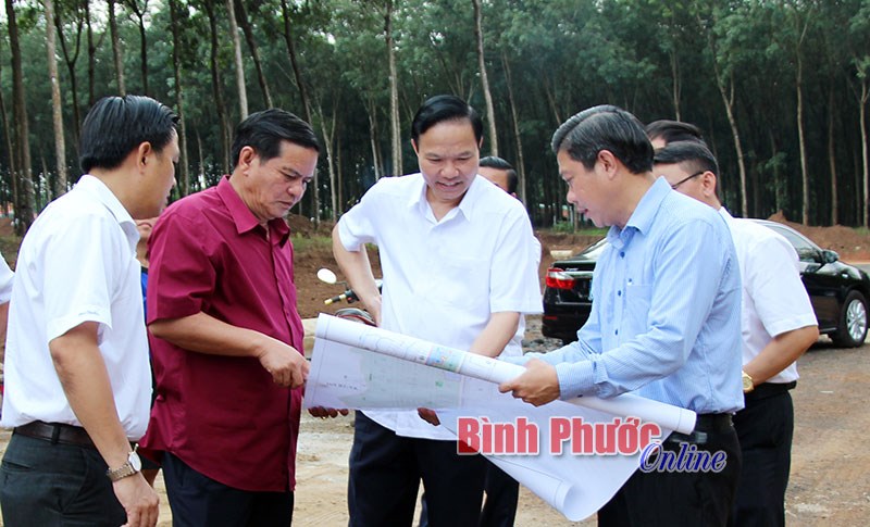 Phú Riềng tập trung xây dựng kết cấu hạ tầng giao thông nông thôn