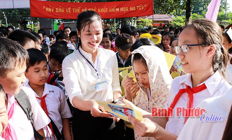 Ngăn chặn, đẩy lùi tệ nạn ma túy ở Bù Đăng