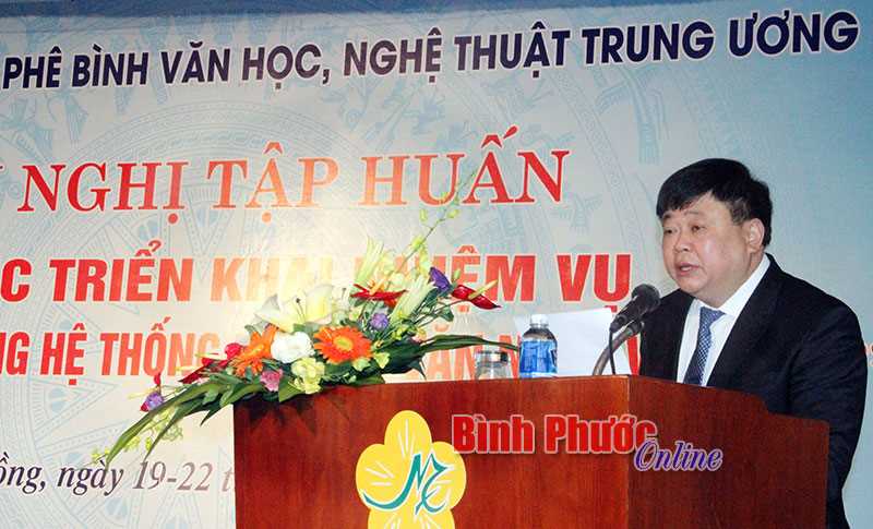 Xử lý tốt các vấn đề nảy sinh trong đời sống văn học nghệ thuật