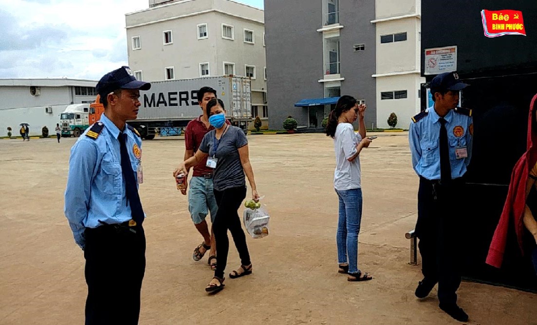 [Video] Thông tin vụ việc "bảo vệ đánh công nhân" ở KCN Đồng Xoài II