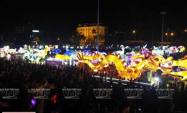 Lễ hội thành Tuyên gắn với trình diễn di sản văn hóa phi vật thể