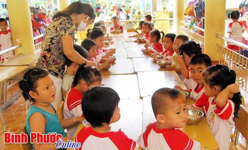 Đồng Xoài phấn đấu huy động 100% trẻ 6 tuổi vào lớp 1