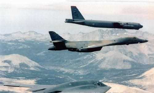 Điện Kremlin: Ngân sách quốc phòng của Mỹ lớn hơn nhiều lần của Nga