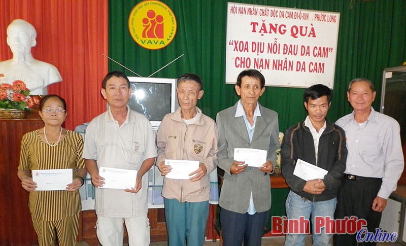 Những tấm lòng vì nạn nhân chất độc da cam/dioxin