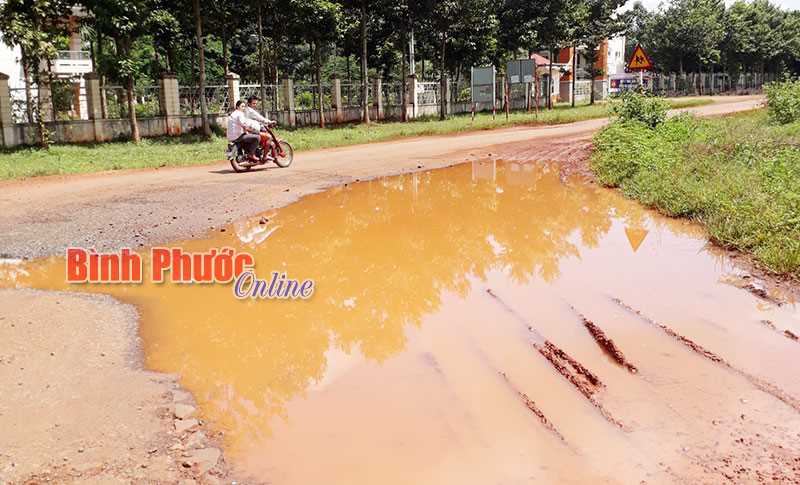 “Ao nước” ở ngã tư