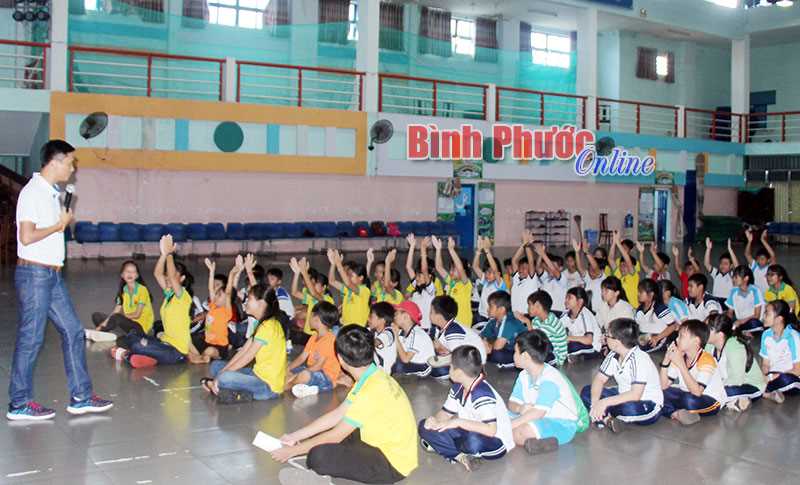 Rèn luyện kỹ năng “Một ngày để sống” cho thanh thiếu nhi