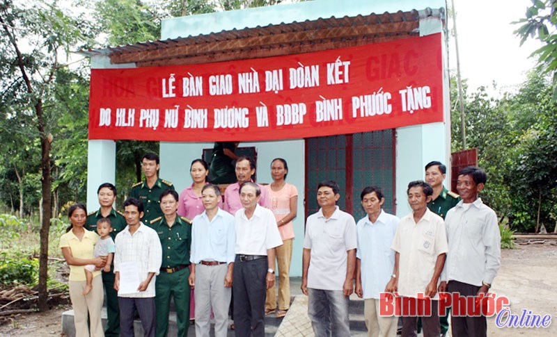 S&aacute;t c&aacute;nh giữ vững chủ quyền bi&ecirc;n giới