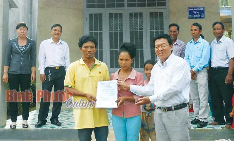 Lộc Khánh vận động xây, sửa chữa 115 căn nhà cho hộ nghèo, DTTS