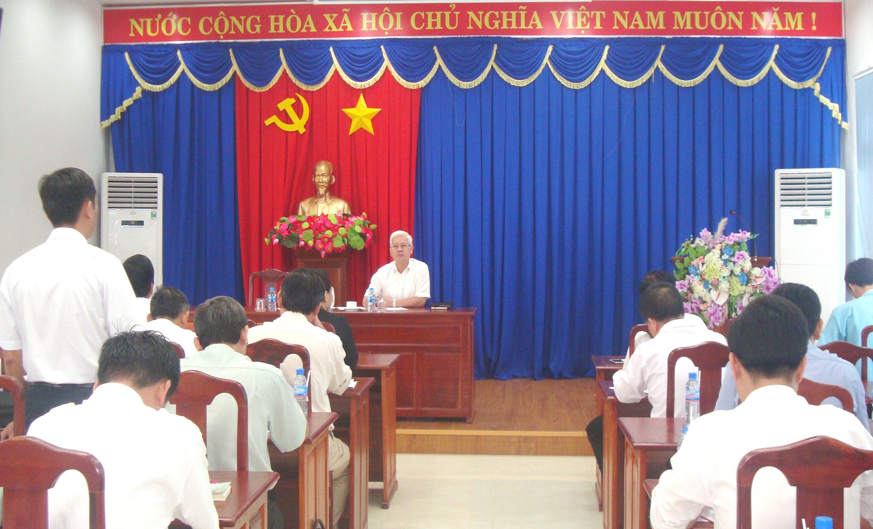 Phải giải quyết xong vướng mắc tại TTHCC trong tháng 9 và 10-2018