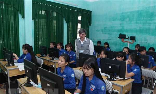 Khoa học công nghệ ưu tiên đến nông dân, đồng bào dân tộc thiểu số