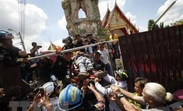 Thái Lan: Sập tháp chuông cổ làm 12 công nhân thương vong