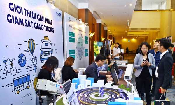 Thực trạng và giải pháp để xây dựng Chính phủ điện tử