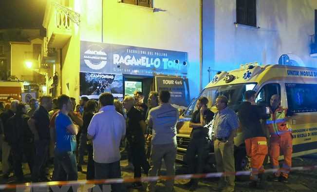 Lực lượng cứu hộ Italy nỗ lực tìm kiếm người mất tích trong lũ quét