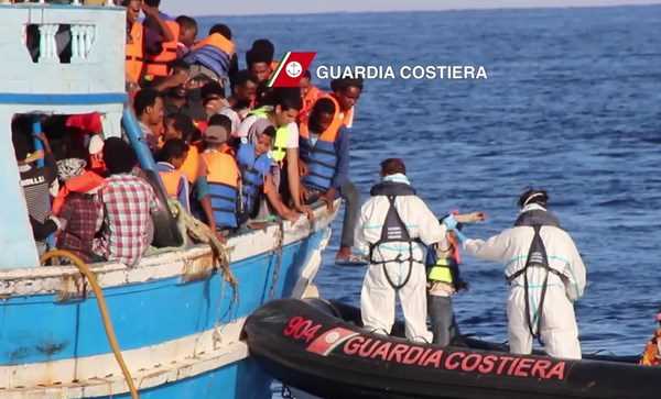 Vấn đề người di cư: Libya cứu 60 người di cư trên biển