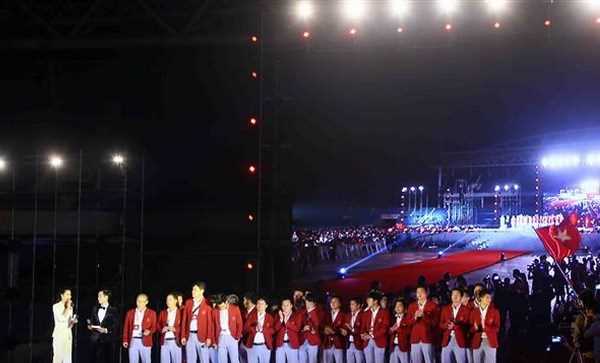 Thủ tướng tặng bằng khen Đội tuyển Bóng đá Olympic quốc gia